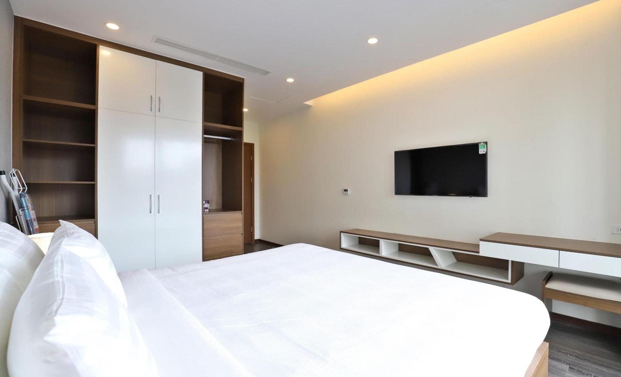 Luxe Paradise Suites Tay Ho Ханой Экстерьер фото