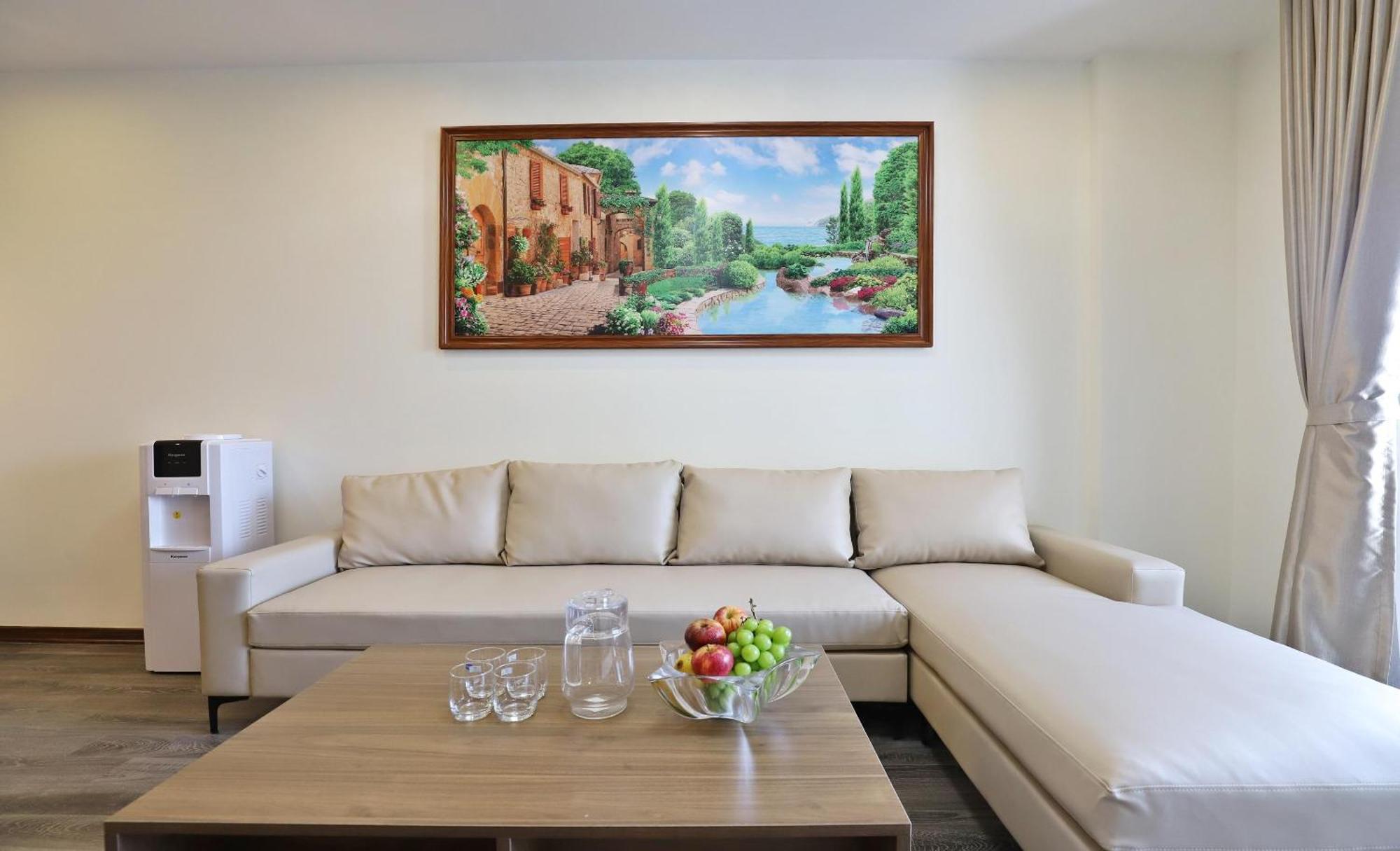 Luxe Paradise Suites Tay Ho Ханой Экстерьер фото